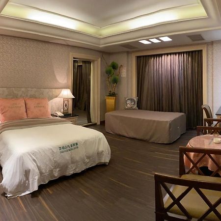 Zhi Baishan Motel Zhunan Exterior foto
